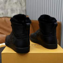 Picture of Louis Vuitton Shoes _SKULVsz38-45hnh120413354